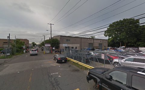Auto Repair Shop «12 Volt Doctor», reviews and photos, 2917 Arthur Kill Rd, Staten Island, NY 10309, USA