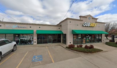 Jessica Solis - Pet Food Store in Midwest City Oklahoma