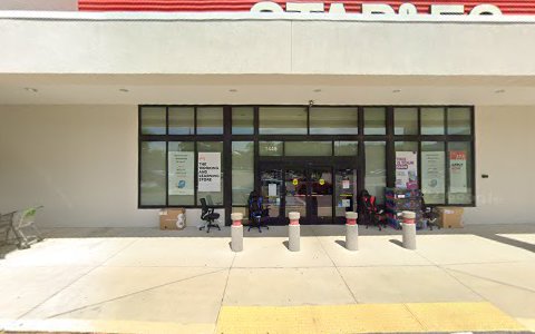 Office Supply Store «Staples», reviews and photos, 1445 Sadler Rd, Fernandina Beach, FL 32034, USA