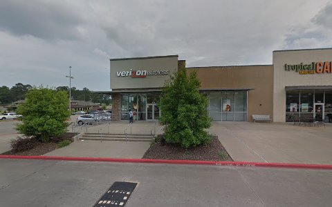 Cell Phone Store «Verizon», reviews and photos, 410 S University Ave Ste 130, Little Rock, AR 72205, USA