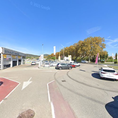 Borne de recharge de véhicules électriques Renault Charging Station Grimaud