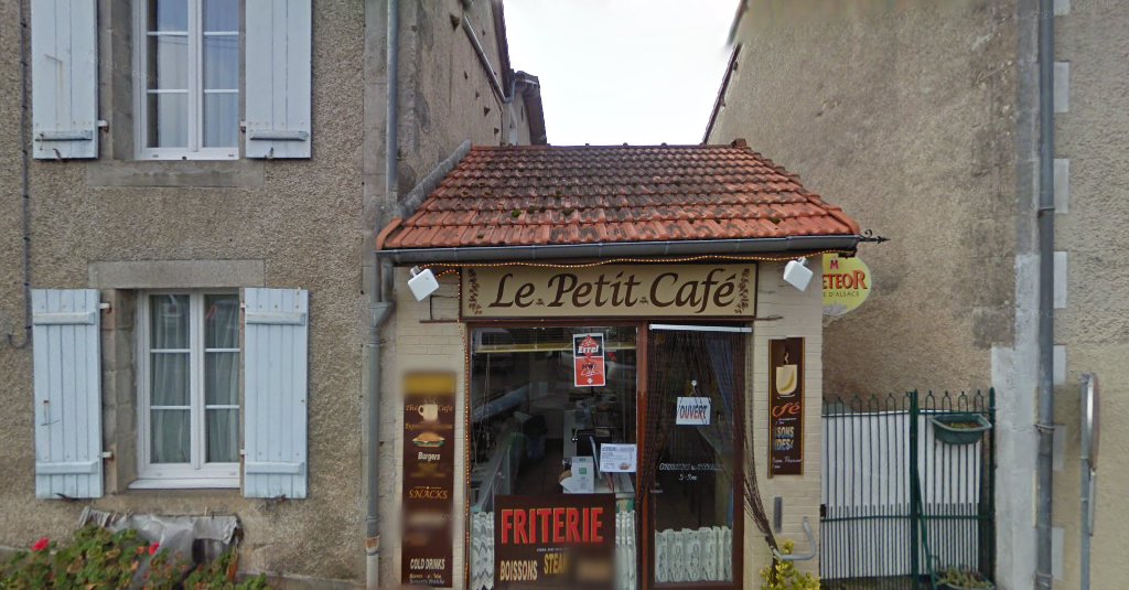 Le Petit Cafe à Val-d'Issoire