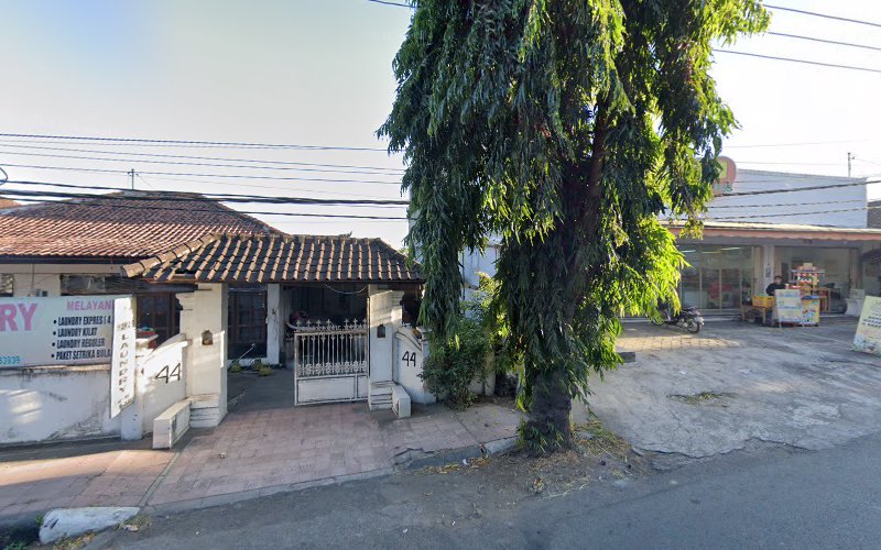 Restoran Padang di Kabupaten Buleleng: Nikmati pengalaman kuliner di RUMAH MAKAN JAYA dan Kunjungi jumlah tempat menarik di Sekitarnya
