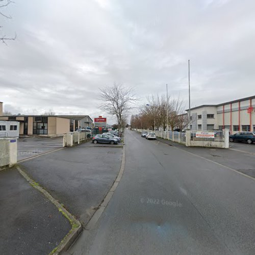 Borne de recharge de véhicules électriques Shell Recharge Charging Station Joué-lès-Tours