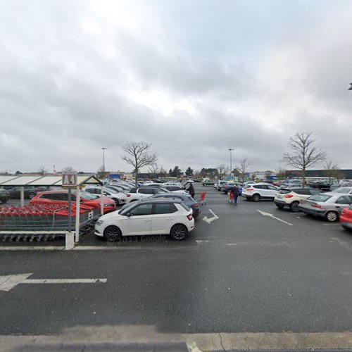 Borne de recharge de véhicules électriques Auchan Charging Station Le Poinçonnet