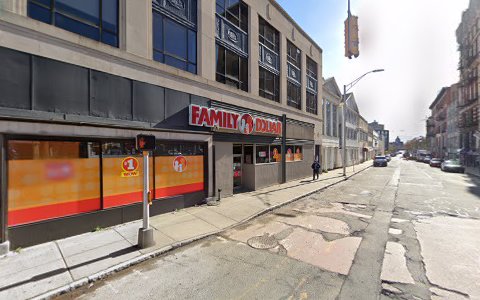 Dollar Store «FAMILY DOLLAR», reviews and photos, 25 S Main St, Waterbury, CT 06706, USA