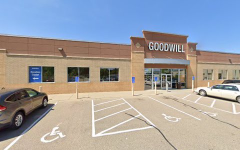 Thrift Store «Goodwill - Lakeville», reviews and photos
