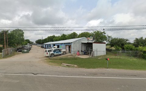 Auto Repair Shop «Huber Auto Repair», reviews and photos, 2524 N Austin Ave, Georgetown, TX 78626, USA