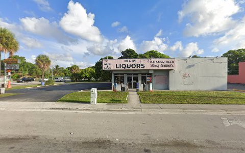 Beer Store «M & M Package Discount Liquor», reviews and photos, 794 SE 8th St, Hialeah, FL 33010, USA