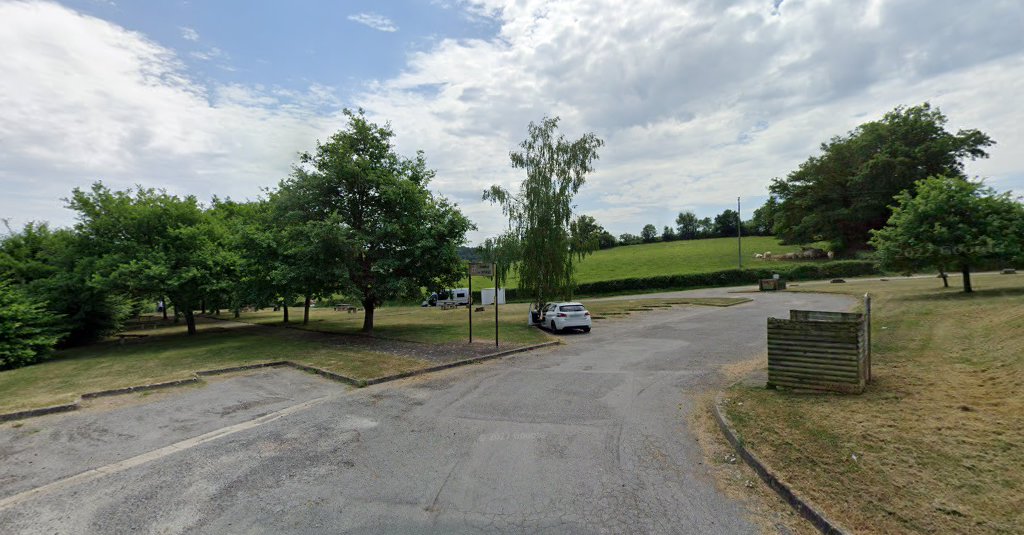 aire de stationnement camping cars à Chambon-sur-Voueize (Creuse 23)