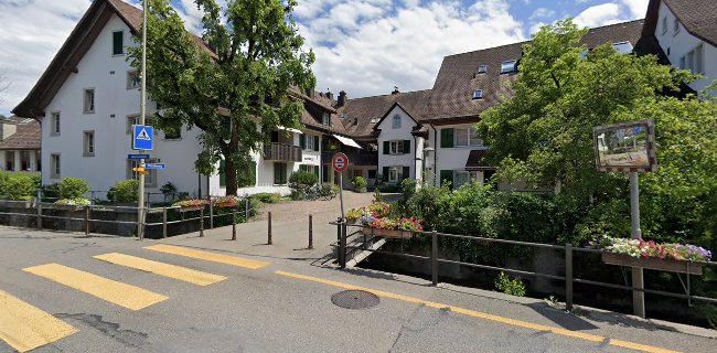 Rezensionen über Notariat, Grundbuch- und Konkursamt Bassersdorf in Zürich - Notar