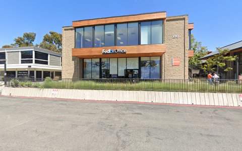 Print Shop «FedEx Office Print & Ship Center», reviews and photos, 230 Newport Center Dr, Newport Beach, CA 92660, USA