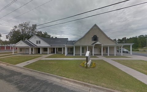 Funeral Home «Worthington Funeral Home Inc», reviews and photos, 405 E Strawberry Blvd, Chadbourn, NC 28431, USA