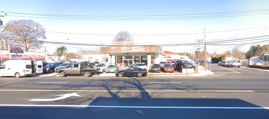 Ultimate Auto Sales, 284 W Old Country Rd, Hicksville, NY 11801, USA, 