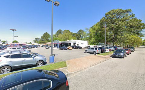 Used Car Dealer «1 Stop Auto», reviews and photos, 6440 E Virginia Beach Blvd, Norfolk, VA 23502, USA
