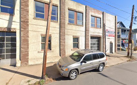 Auto Repair Shop «Universal Body Shop», reviews and photos, 731 Cedar Ave, Scranton, PA 18505, USA