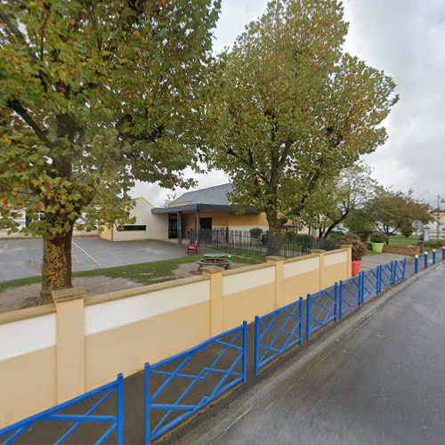 Ecole Primaire à Frénouville