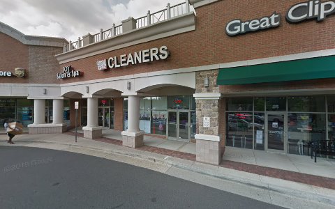 Dry Cleaner «Crystal Brite Cleaners», reviews and photos, 43300 Southern Walk Plaza, Ashburn, VA 20148, USA