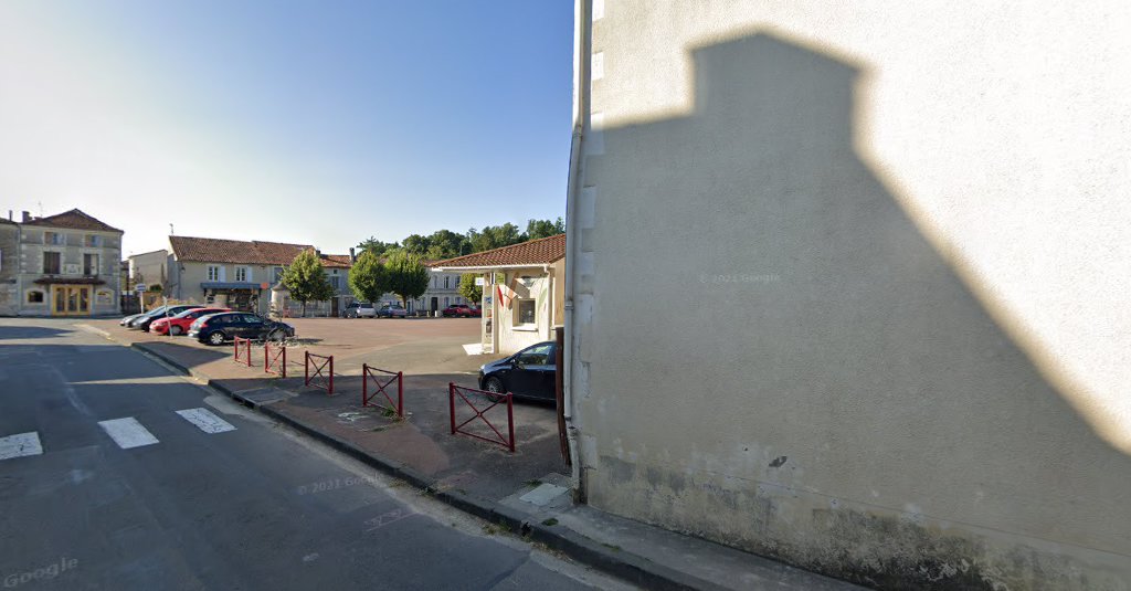 Le Marcivil, Tabac, Presse, Bar, Épicerie, Gaz à Marcillac-Lanville (Charente 16)