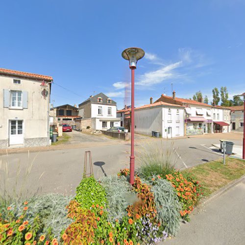 Alterbase Séolis Charging Station à Saint-Aubin-le-Cloud