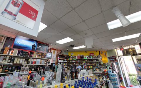 Liquor Store «Riviera Liquors», reviews and photos, 2401 Collins Ave # C1, Miami, FL 33140, USA