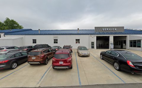 Car Dealer «Quick Lane at Mathews Ford Sandusky», reviews and photos, 610 E Perkins Ave, Sandusky, OH 44870, USA