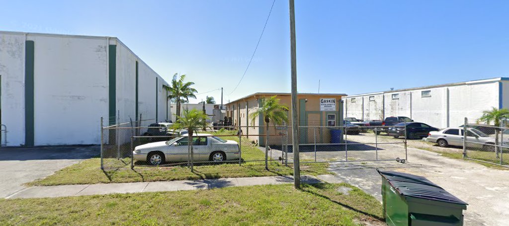2830 St Charles St, Fort Myers, FL 33916, USA