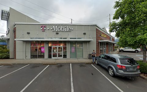 Cell Phone Store «T-Mobile», reviews and photos, 1981 Mohawk Blvd, Springfield, OR 97477, USA