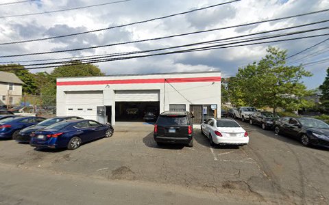 Auto Body Shop «Maggs Auto Body LLC», reviews and photos, 4 Broad St, Norwalk, CT 06851, USA