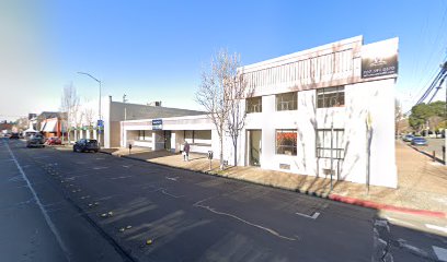 5th Street Spine - Pet Food Store in Santa Rosa California