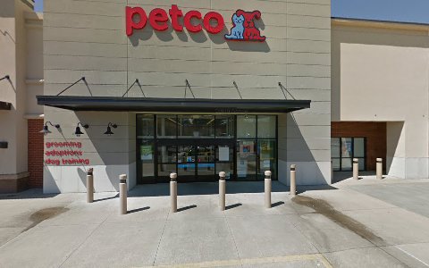 Pet Supply Store «Petco Animal Supplies», reviews and photos, 3060 Evans St #105, Greenville, NC 27834, USA
