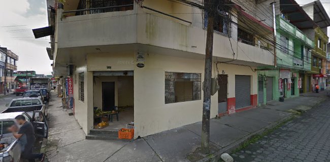 C. Latacunga 301, Santo Domingo, Ecuador