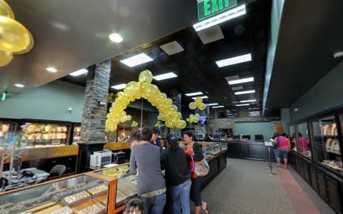 Pawn Shop «Valencia Jewelry MFG», reviews and photos, 116 W 4th St, Santa Ana, CA 92701, USA