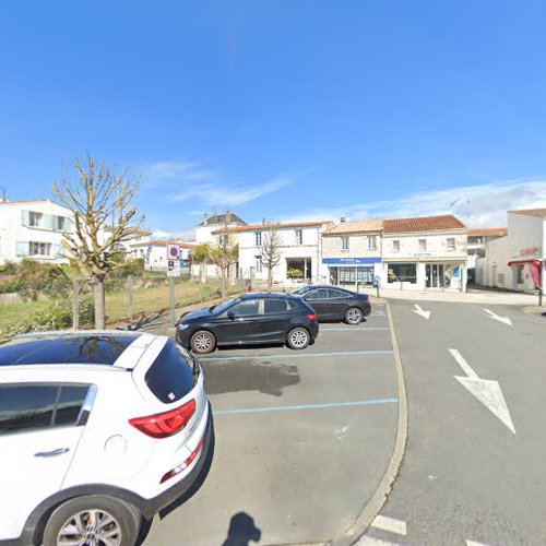 Borne de recharge de véhicules électriques MObiVE Station de recharge Vaux-sur-Mer