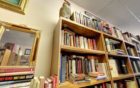 Used Book Store «Bookmark», reviews and photos, 11122 W Alabama Ave, Youngtown, AZ 85363, USA