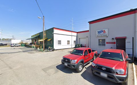 Truck Repair Shop «Truck Fleet Repair», reviews and photos, 1422 Ballentine Blvd, Norfolk, VA 23504, USA