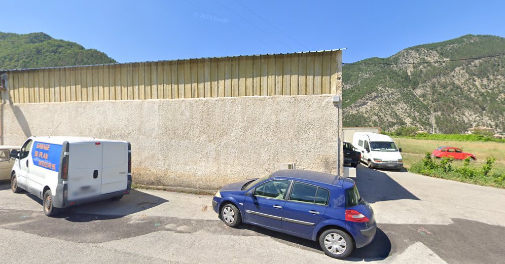 Garage Cesar Norbert à Entrevaux (Alpes-de-Haute-Provence 04)