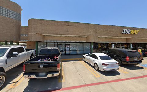 Cell Phone Store «T-Mobile», reviews and photos, 2562 W Pioneer Pkwy, Pantego, TX 76013, USA