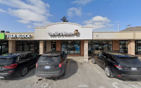 Shipping and Mailing Service «The UPS Store», reviews and photos, 2153 Wealthy St SE, East Grand Rapids, MI 49506, USA