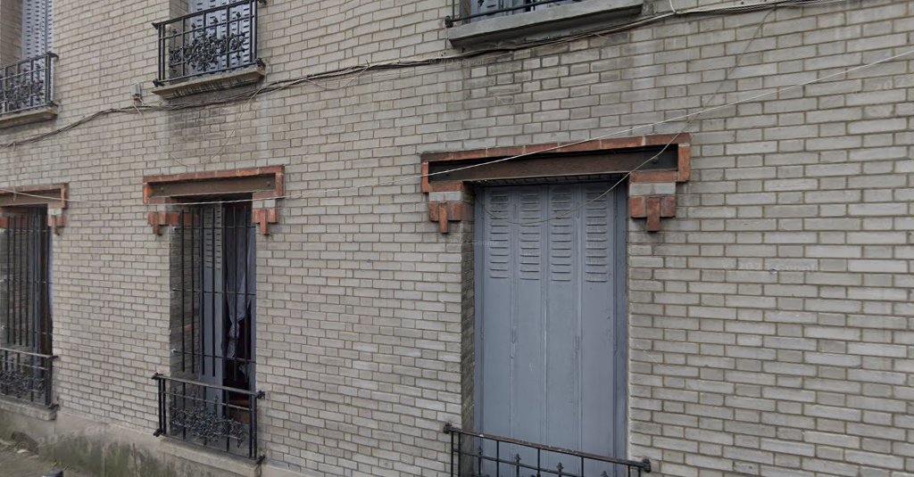 Fanny NOVIANT - Conseillère immobilier IAD FRANCE à Saint-Denis (Seine-Saint-Denis 93)