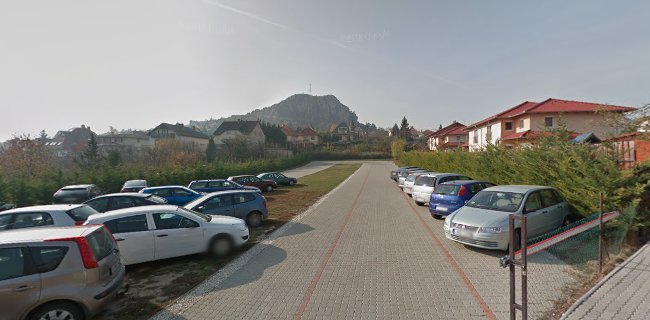 Kürt-Ház Parkoló - Budaörs