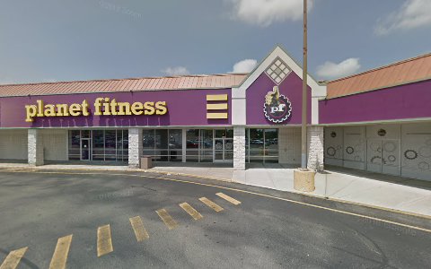 Gym «Planet Fitness», reviews and photos, 4229 Mall Dr, Steubenville, OH 43952, USA