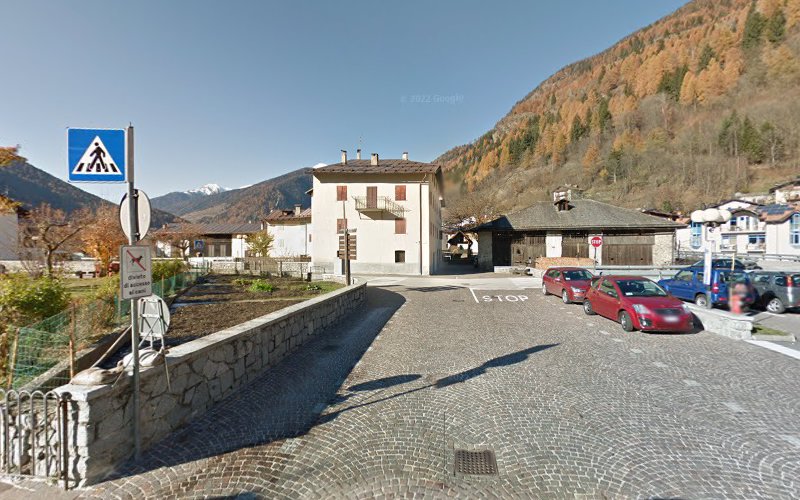 Sartoria CuciElle - Via Baschenis - Pellizzano