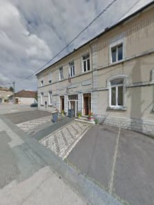 Filles Maison Decole Carcons Rue Principale, 25340 Fontaine-lès-Clerval, France