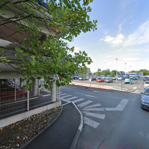 Borne de recharge de véhicules électriques E. Leclerc Station de recharge Saint-Médard-en-Jalles