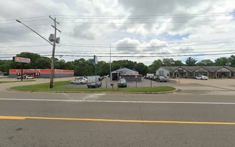 Auto Body Shop «Gerber Collision & Glass», reviews and photos, 1508 Capital Ave NE, Battle Creek, MI 49017, USA