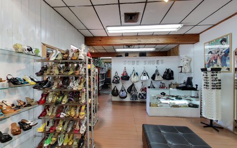 Shoe Store «Sobe Shoe Box», reviews and photos, 1600 Washington Ave, Miami Beach, FL 33139, USA