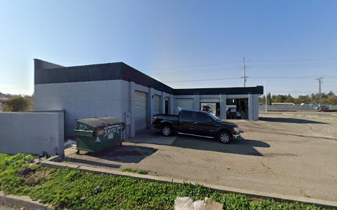 Auto Repair Shop «Meineke Car Care Center», reviews and photos, 6970 N W Ln, Stockton, CA 95210, USA