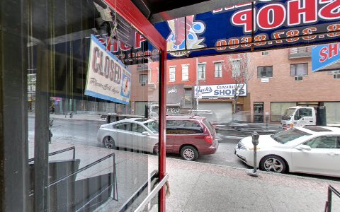 Barber Shop «Ilan El Canario Barber Shop», reviews and photos, 160 Havemeyer St, Brooklyn, NY 11211, USA
