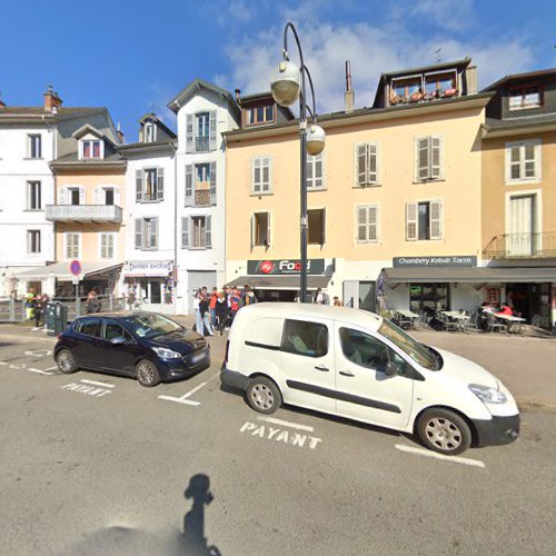 Borne de recharge de véhicules électriques Réseau eborn Station de recharge Chambéry